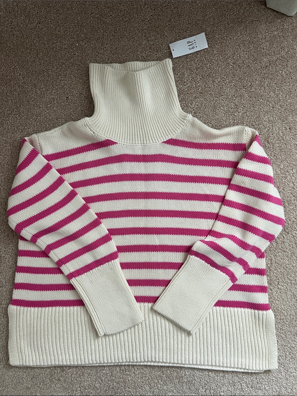 NWT Gap girls - Turtleneck Striped Sweater in Cream and Pink - size medium